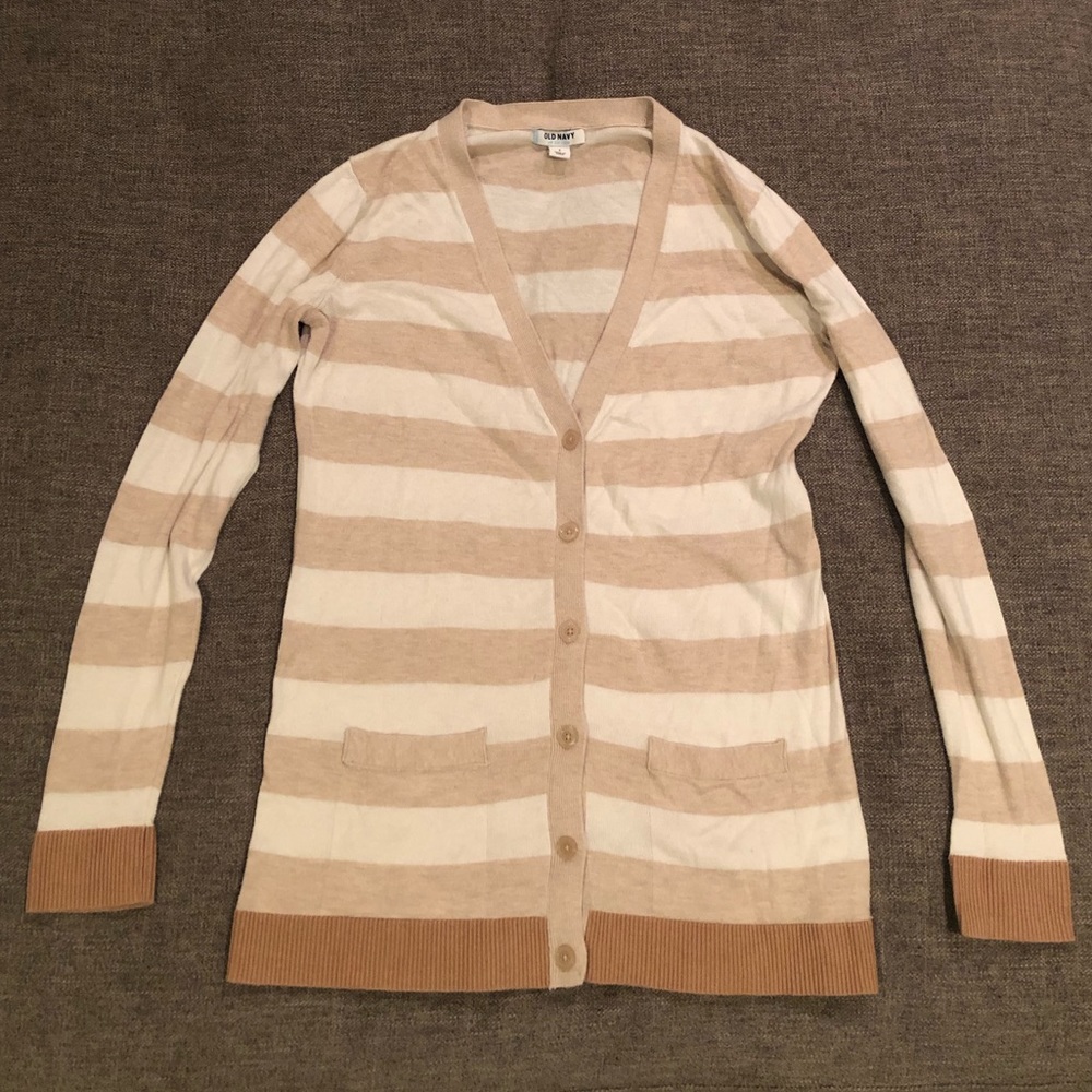 Cardigan/Sweater